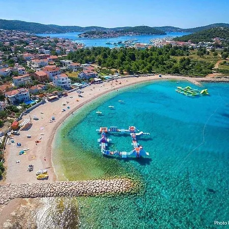 Kiara * Rogoznica (Sibenik-Knin)
